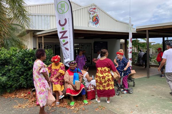 Les communautés réunies au repas-partage du foyer vietnamien, ce dimanche 27 octobre 2024.