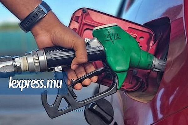 Pénurie de carburant dans les stations-service île Maurice 5 dec 2024