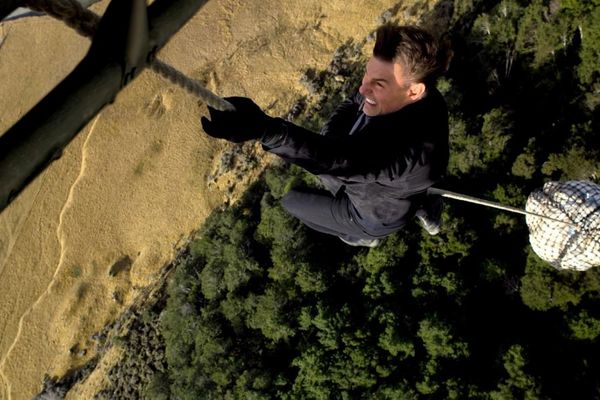 "Mission : impossible" : Tom Cruise est-il un cascadeur hors pair ?