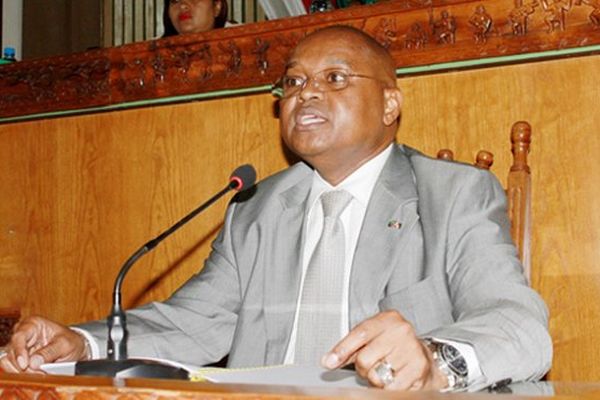 Général Jean Ravelonarivo premier ministre