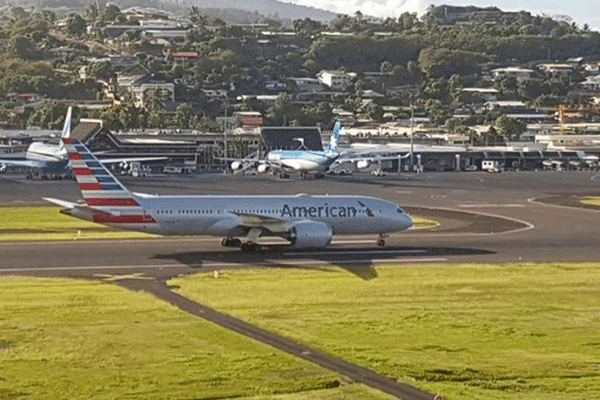 un Boeing 787 d'American Airlines se pose en urgence à Thaiti