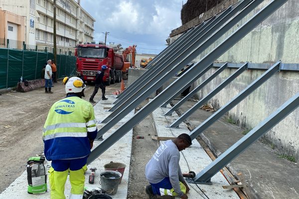 Travaux près du stade Louis Achille à Fort-de-France.