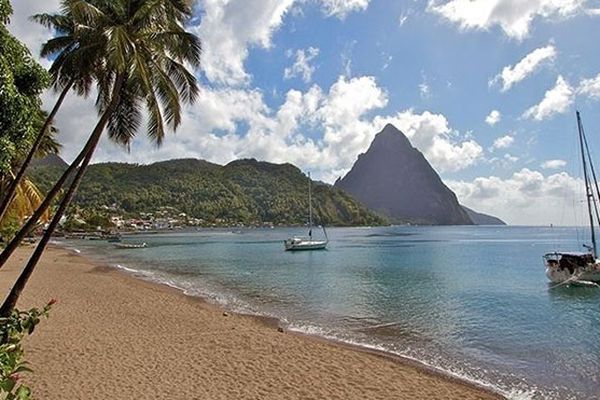 Les pitons de Sainte-Lucie, l'un des charmes de l'île.