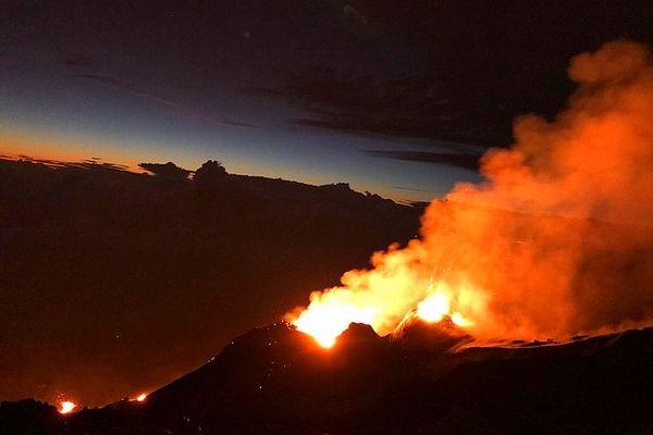 Eruption La Fournaise à l'aube du 13 février 2020