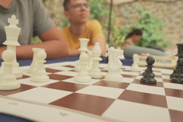 Les jeunes à l'Open international d'échecs de Saint-Denis