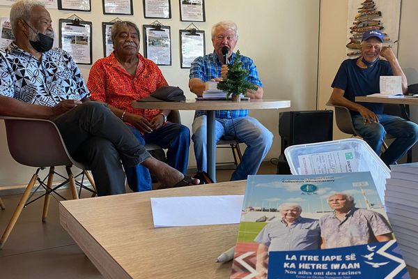 Café littéraire au Quartier-Latin, le 18 décembre 2021, autour du texte de Louis-José barbançon, traduit : "Nos ailes ont des racines".