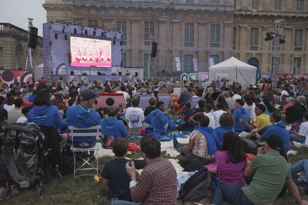 La fan-zone du Château de Versailles à Paris