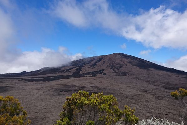 Piton de la Fournaise, volcan