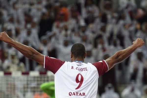 Rafael Capote, joueur cubain naturalisé qatari, lors d'un match du Mondial de handball contre la Slovénie, le 19 janvier 2015, à Doha (Qatar). 