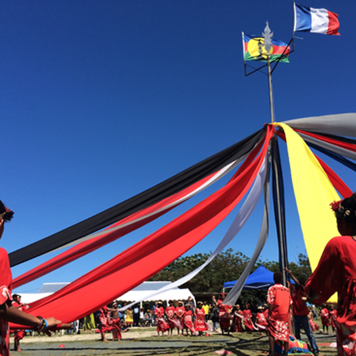 83ème anniversaire du ralliement de la Nouvelle Calédonie à la France  Libre, drapeau france libre