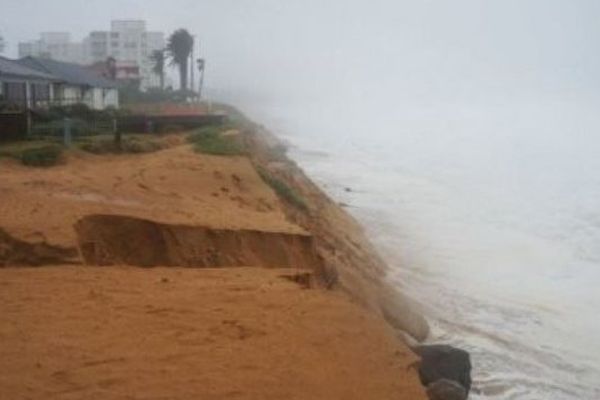 La tempête a entraîné l'érosion du littoral 