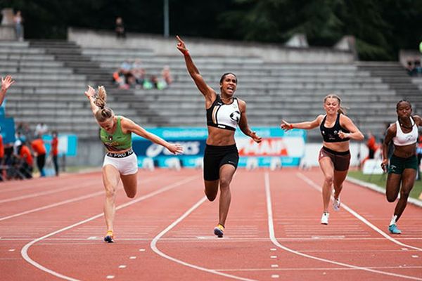 Leelou Martial-Ehoulet du Good Luck est championne de France du 100 m juniors (9 juillet 2021).