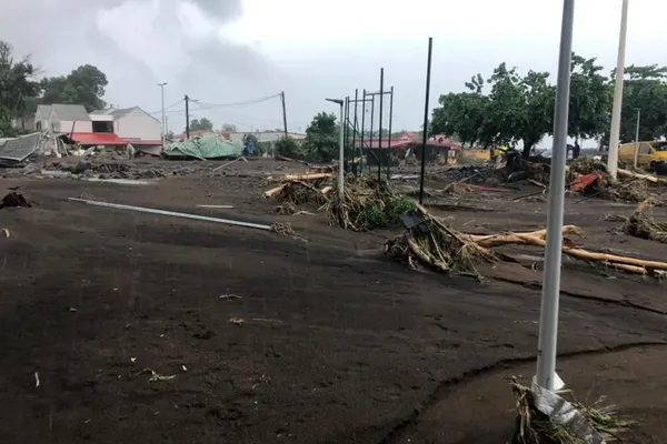 Rivière des Pères après le passage de la tempête Fiona