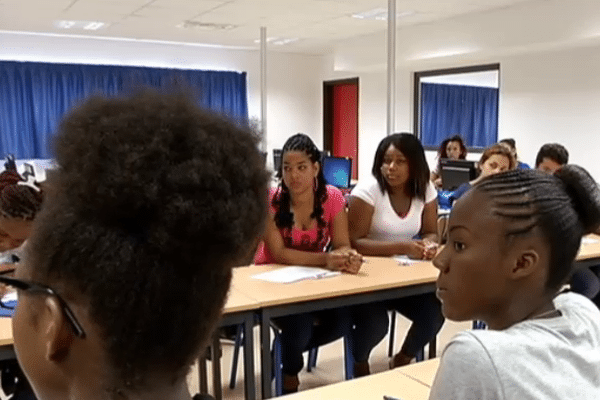 Journée citoyenne au lycée Max Joséphine