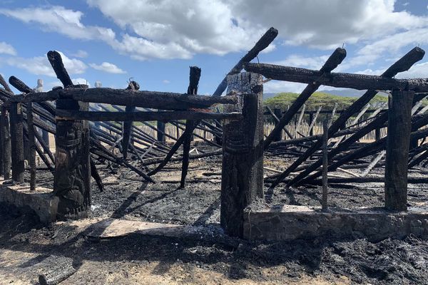 La case de Deva incendiée, le vendredi 20 septembre.