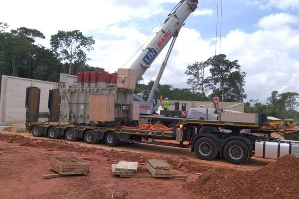 Un transformateur de 30 tonnes fabriqué en Corée