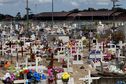 Saint-Laurent-du-Maroni face à la saturation de son cimetière : un nouveau site prévu sur la RD11