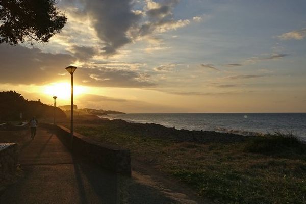 Coucher de soleil à Saint-Denis