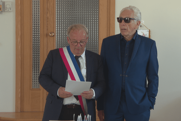 Ronald de Grout devient citoyen d'honneur de la ville de Saint-Pierre