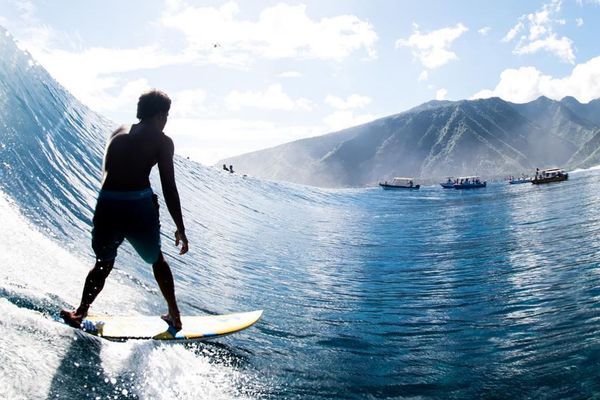 Matahi Drollet à Teahupo'o