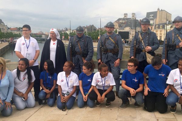 Des collégiens calédoniens à Verdun