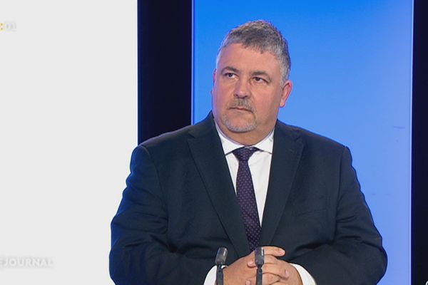 Christian Pouget a annoncé de nouvelles mesures pour limiter la propagation de la covid-19 à Saint-Pierre et Miquelon